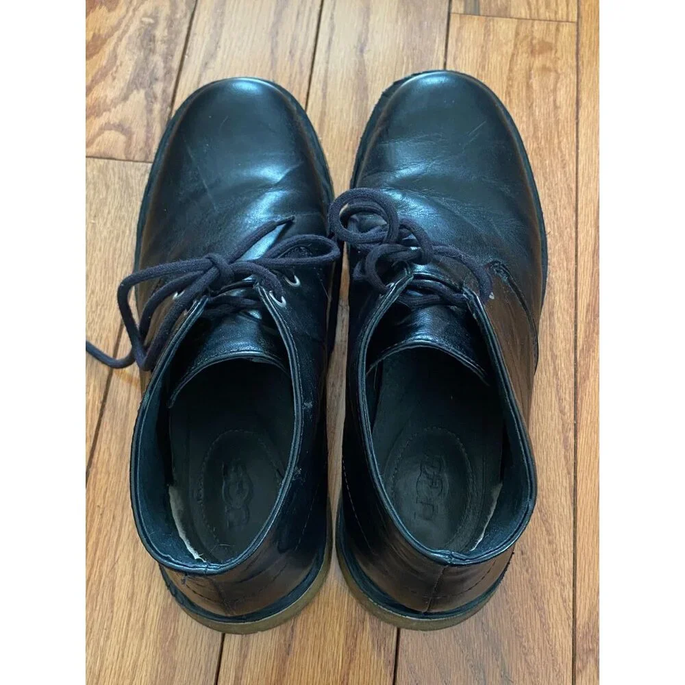 Men's UGG Leighton Black Leather Chukka Boots S/N 3275‎ Size 8